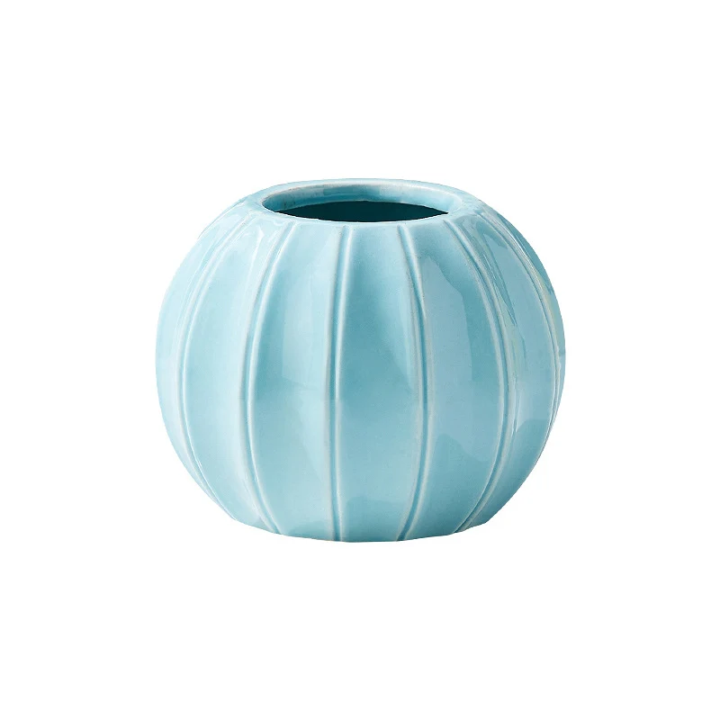 Decorative ceramic vase with modern ribbed design Stornfield