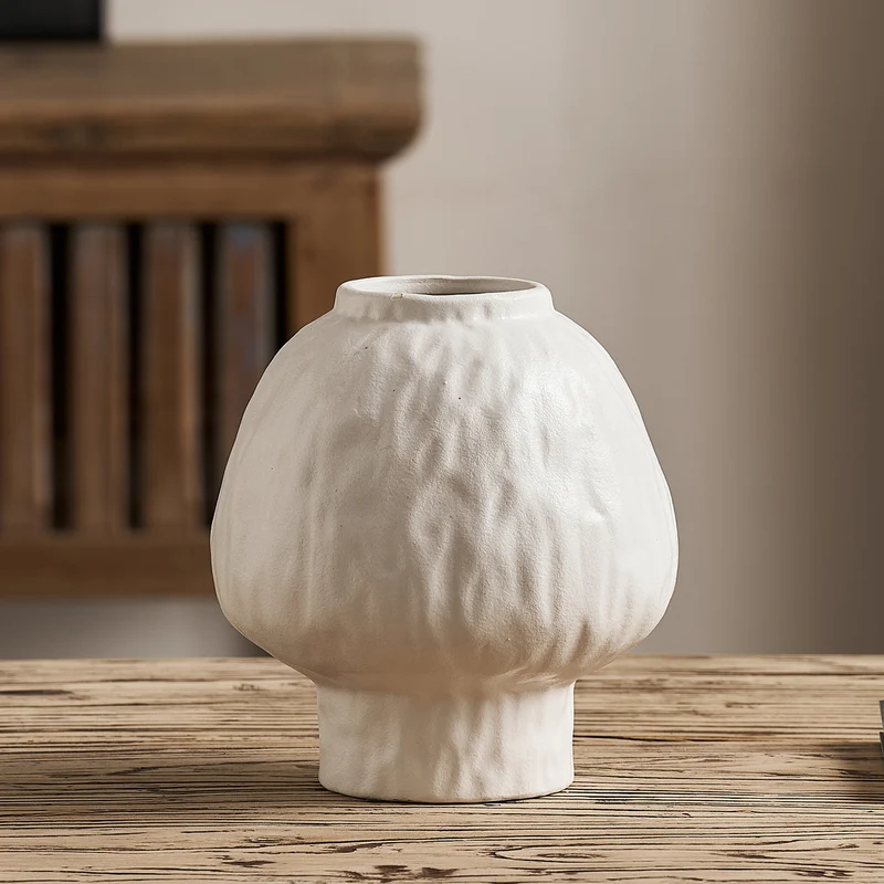 Decorative ceramic vase in modern design Stornfield