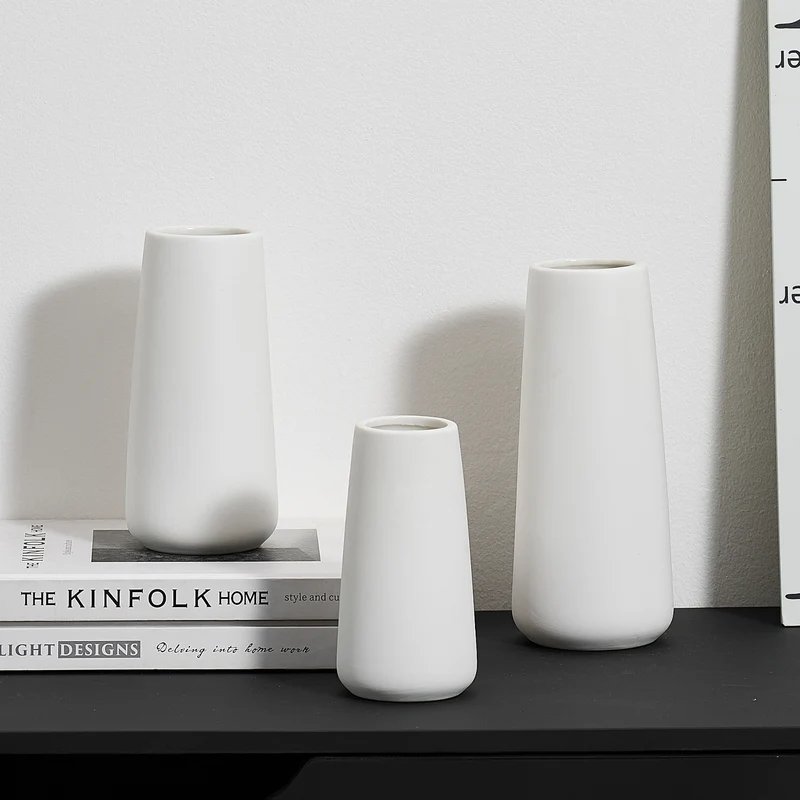 Decorative ceramic carafe Stornfield