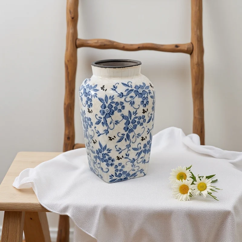 Decorative Country House Vase Stornfield