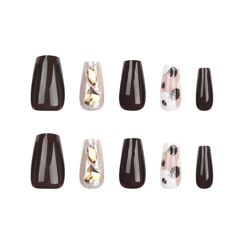 Creative Gel-Nails with Elegant Accents Stornfield