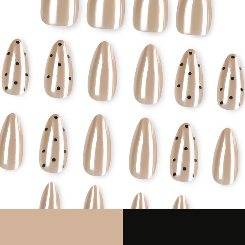 High-Quality Artificial Nails Stornfield