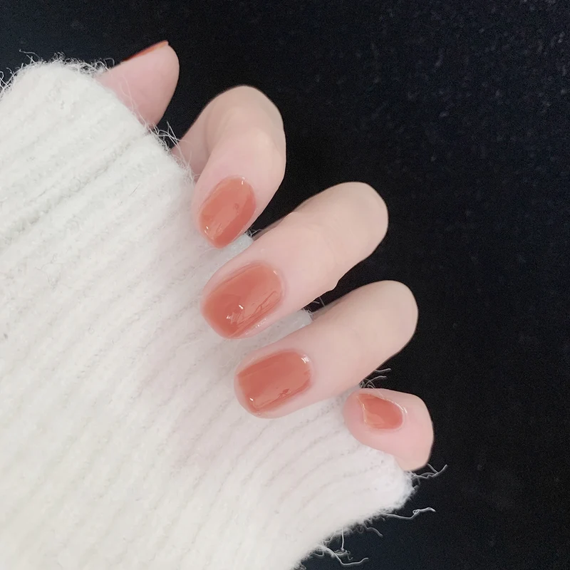High-gloss nail polishes Stornfield