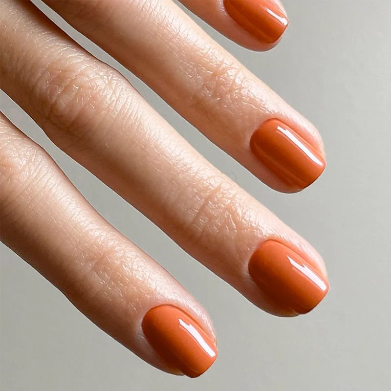 High-gloss nail art Stornfield