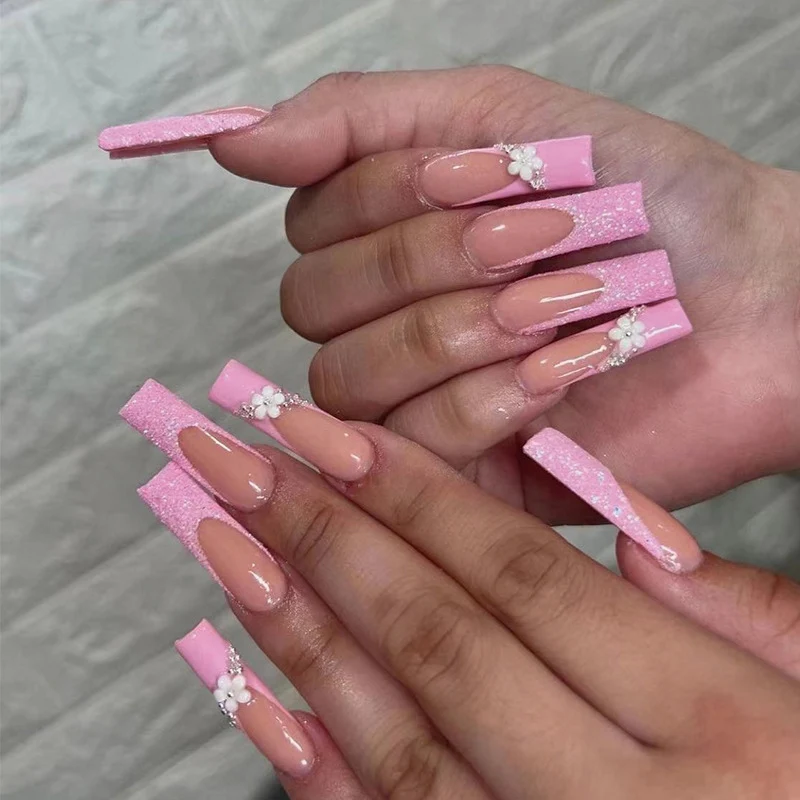 Glittering nail extensions with floral design Stornfield