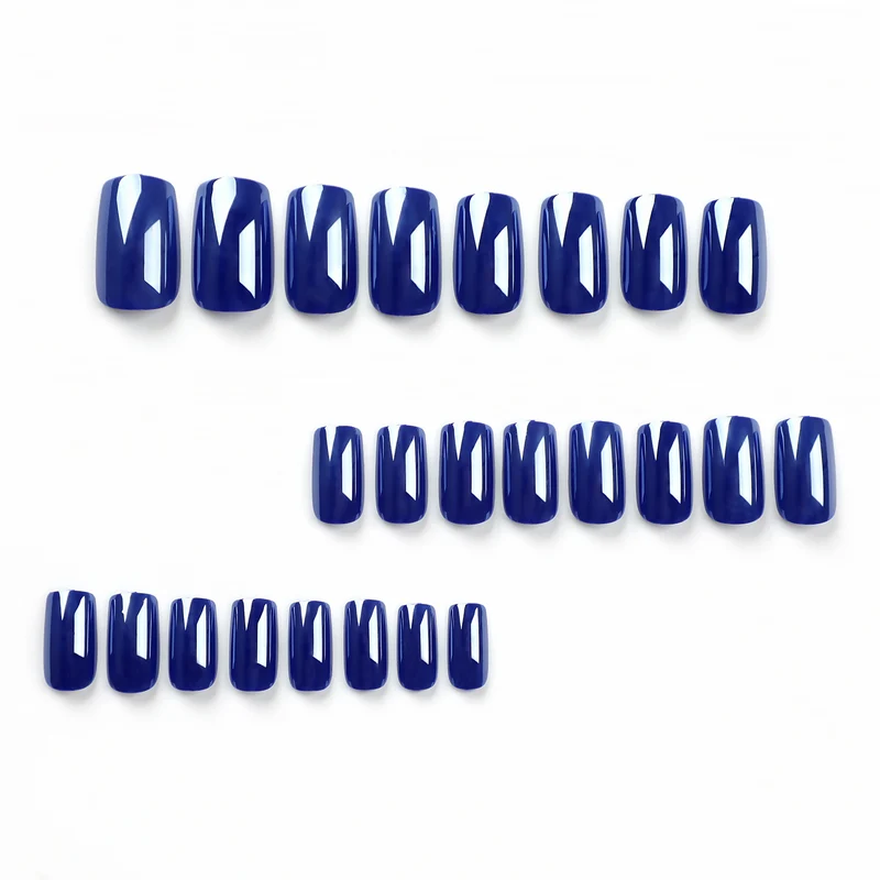 Glossy artificial nails with elegant manicure Stornfield