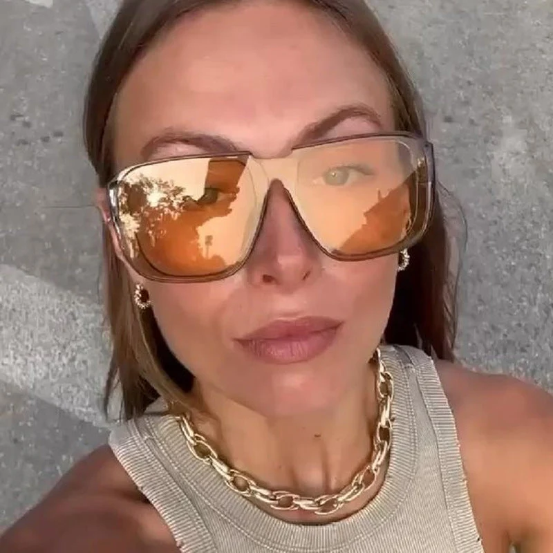 Dame trendy firkantet solbrille med gjennomsiktig, grønn ramme og beskyttende UV-filter Luvikno