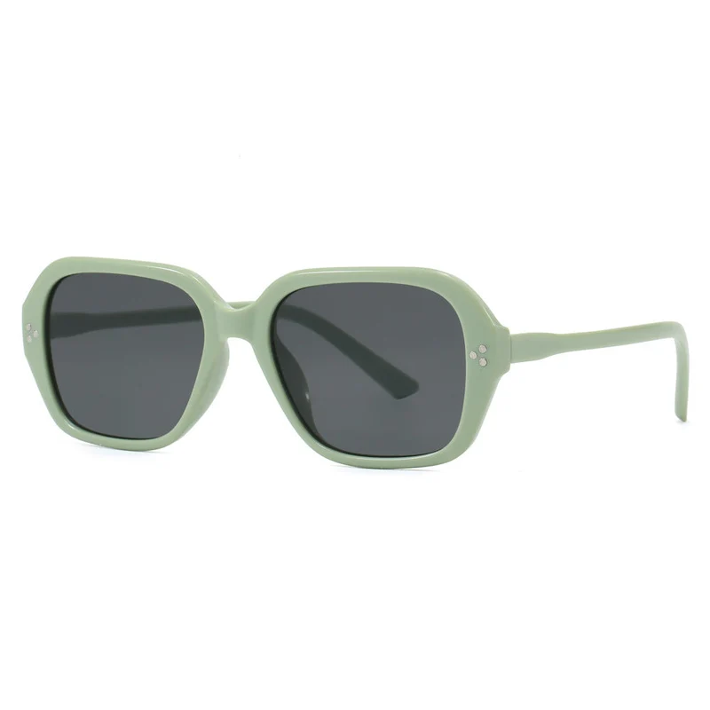 Dame stilige solbriller i trendy geometrisk design Luvikno