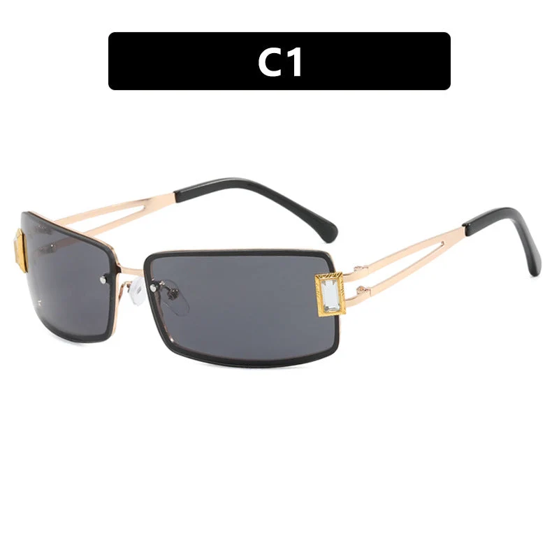 Dame stilig solbrille med elegante trapezformede glass og filigran metallramme Luvikno