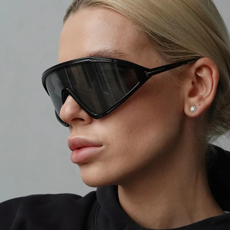 Dame sport solbrille med aerodynamisk design og UV-beskyttelse Luvikno