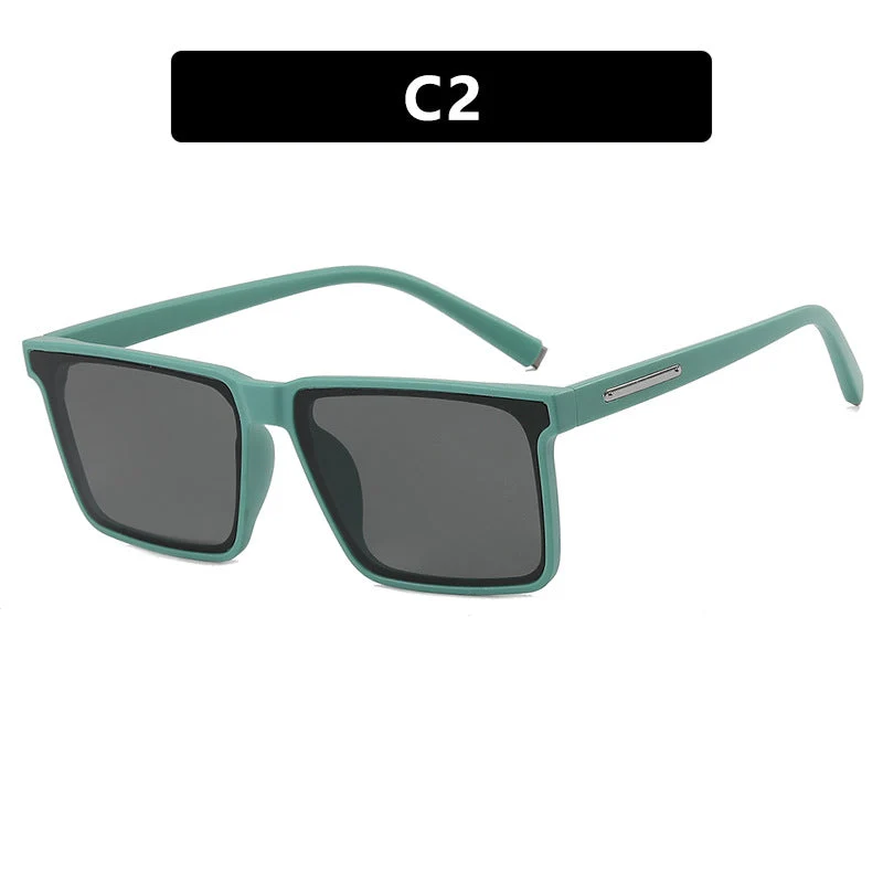 Dame kvadratisk solbrille med moderne, robust plastisk ramme Luvikno