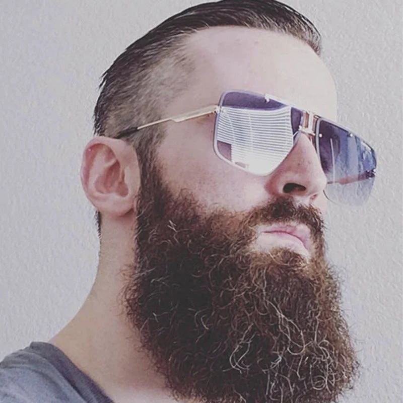 Dame kvadratisk solbrille i stilfull minimalistisk design Luvikno