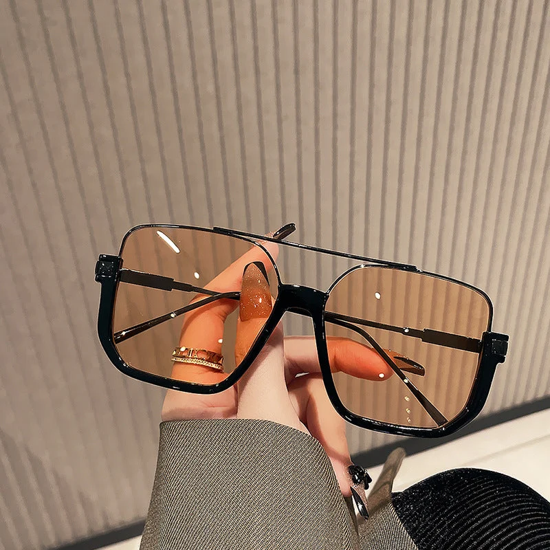 Damer oversized solbriller med trendy kvadratisk ramme og beskyttende UV-filter Luvikno