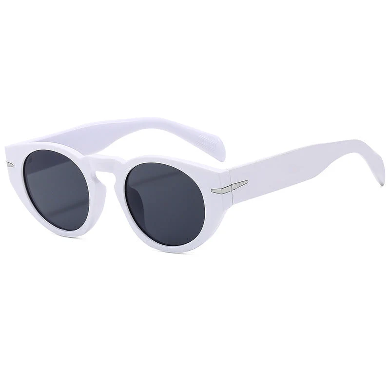 Dame moteriktig solbrille med unikt design og polariserende glass Luvikno
