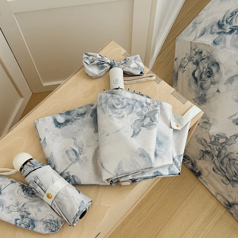 Dame sammenleggbar paraply med romantisk blomsterdesign Luvikno