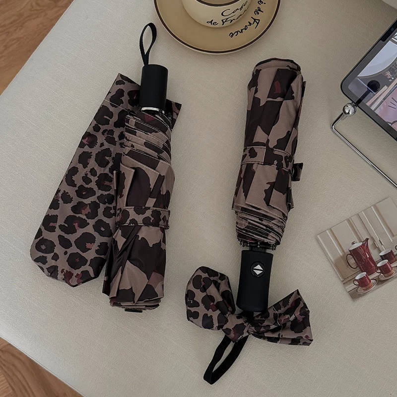 Dame sammenleggbar paraply i moderne leopardmønster Luvikno