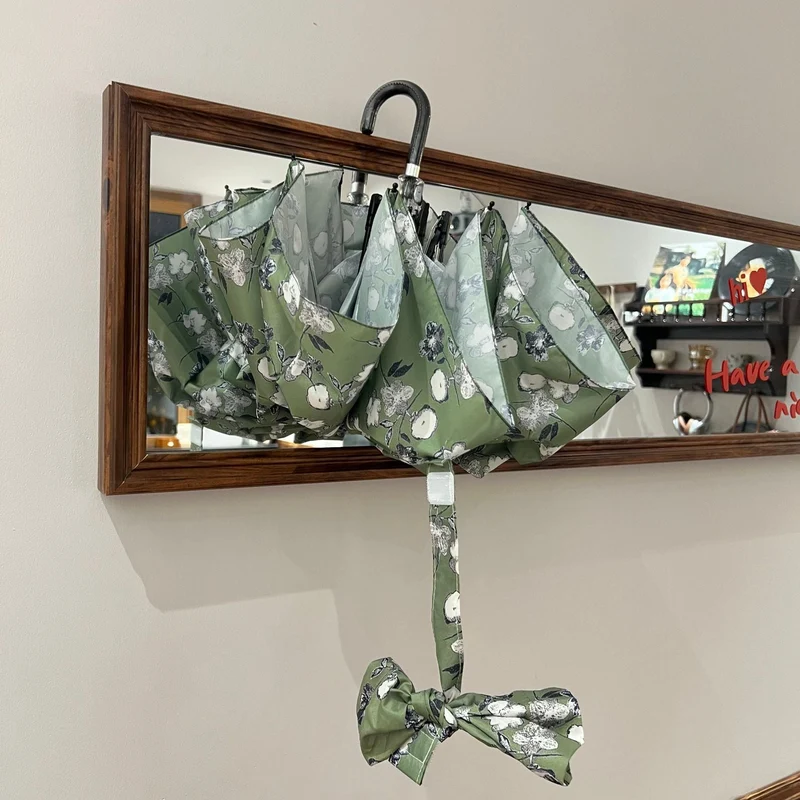 Dame Faltparaply med stilfullt blomsterdesign Luvikno