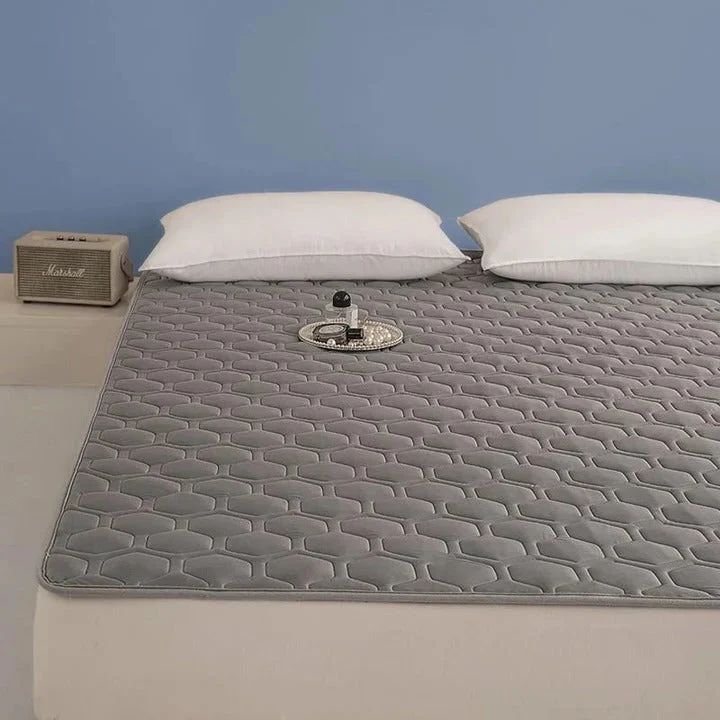 Quilted Cooling Mattress Pad med Høydensitets Kjølefiber | Luvikno