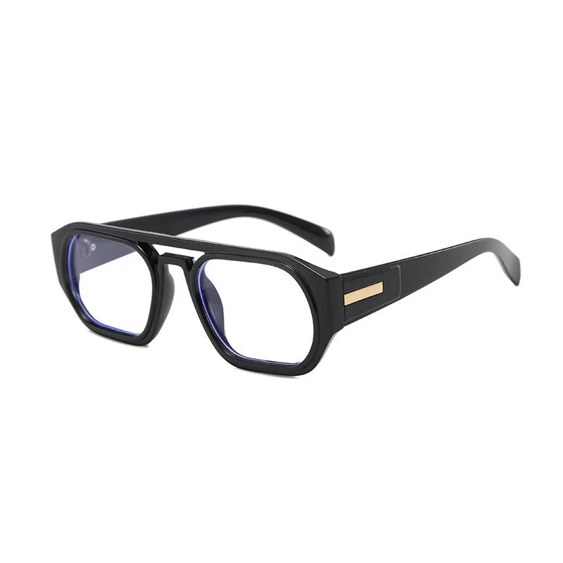 Dame moteriktig rektangulær brille med elegant metalled accent Luvikno