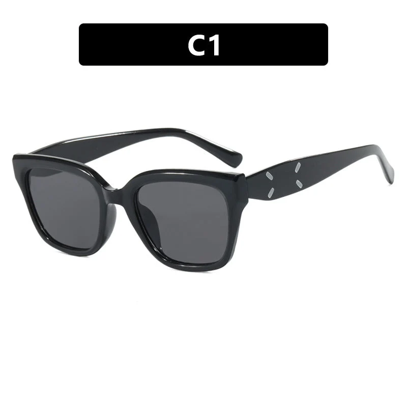 Dame moteriktig kvadratisk solbrille med UV-beskyttelse og elegant plastramme Luvikno