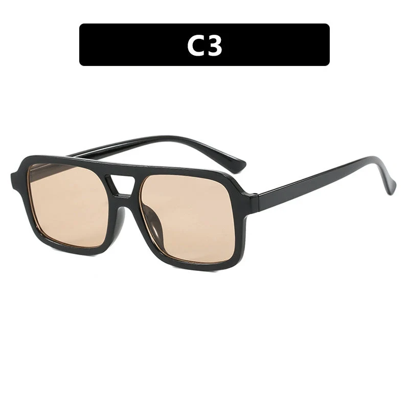 Dame moteriktig kvadratisk solbrille laget av transparent plast Luvikno