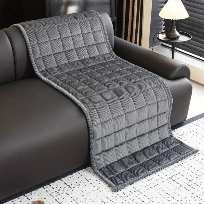 LuxeShield Quiltmatte — Transformér sofaen din til en feilfri oase av komfort og beskyttelse | Luvikno