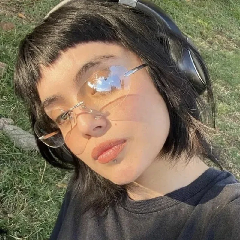 Dame modische Cat-Eye solbriller med smal metallramme og polarisert glass Luvikno