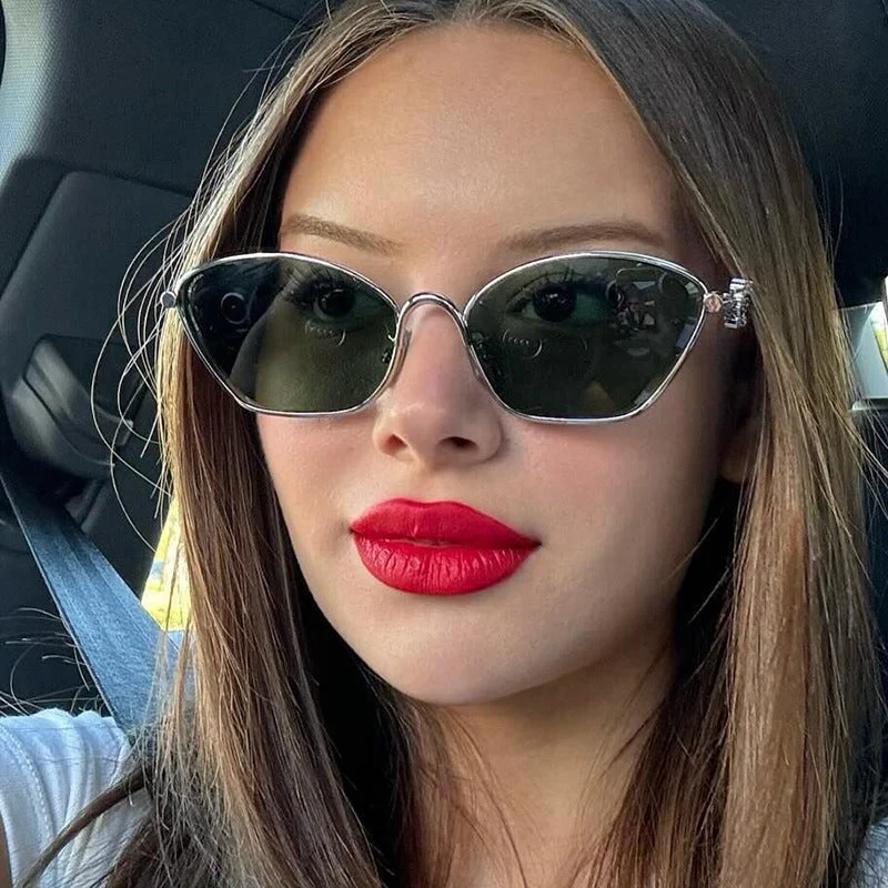 Dame moter Cat-Eye solbriller med filigran metallramme Luvikno