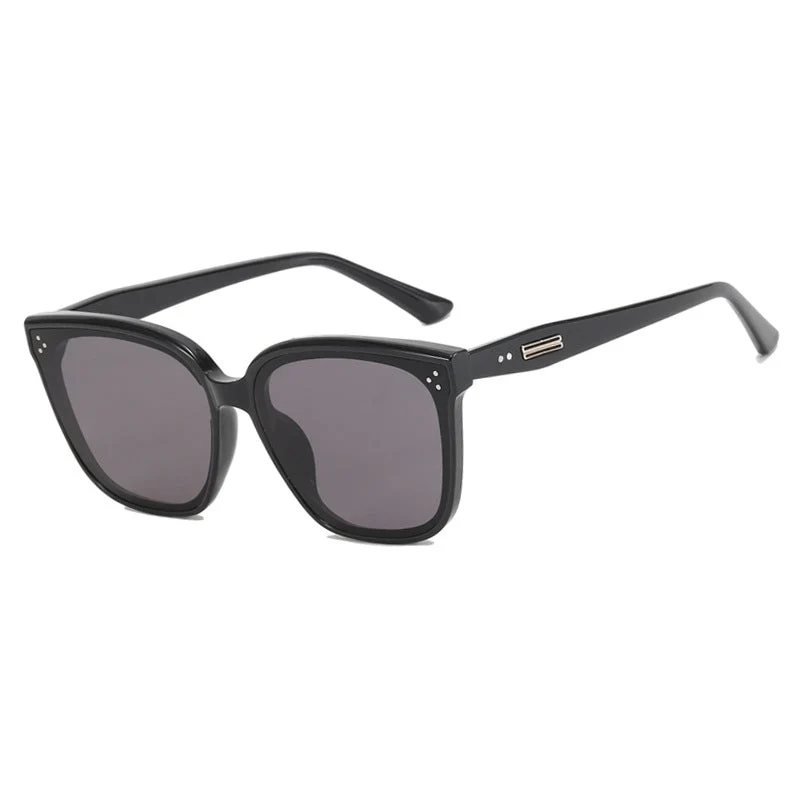 Dame moderne oversized solbrille med elegant, bred ramme Luvikno