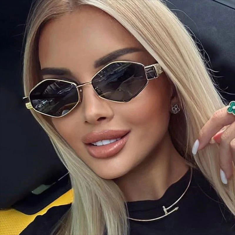 Damen geometrisk solbrille med smal metallramme og polarisert glass Luvikno