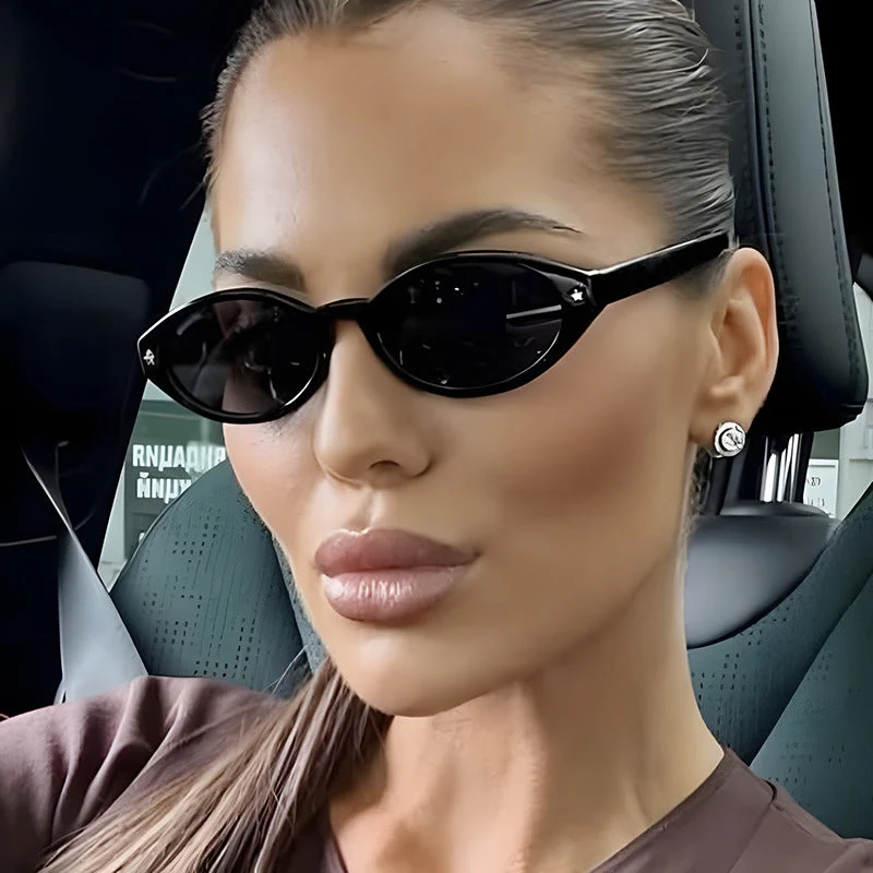 Dame Cat-Eye solbriller med elegant bæreveskedesign Luvikno