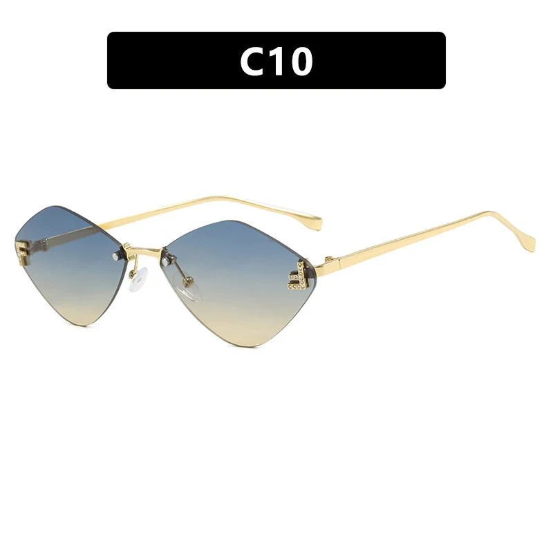 Dame geometrisk solbrille i ekstravagant design med gradiertede glass Luvikno