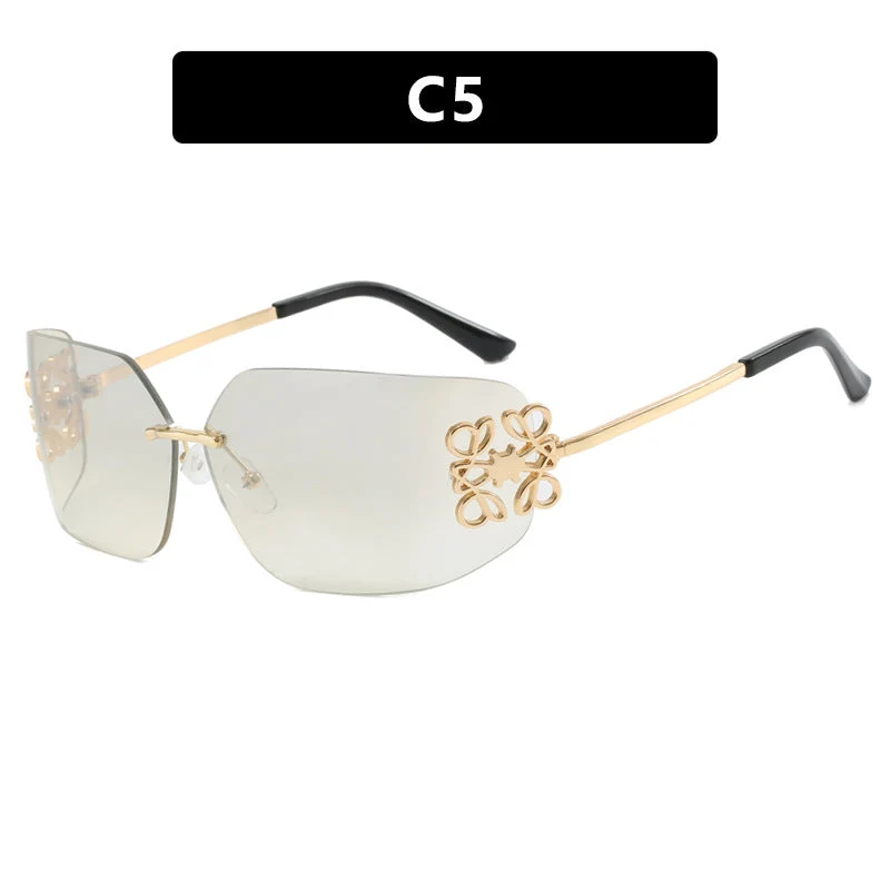Damer ekstravagant utformet solbrille med elegante dekorasjoner Luvikno