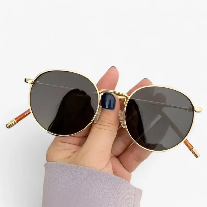 Unisex designer solbriller med runde linser - Nova | Luvikno
