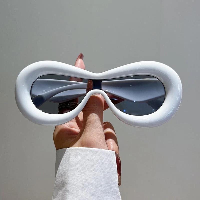Esha Solbriller | Med futuristisk motedesign | Luvikno