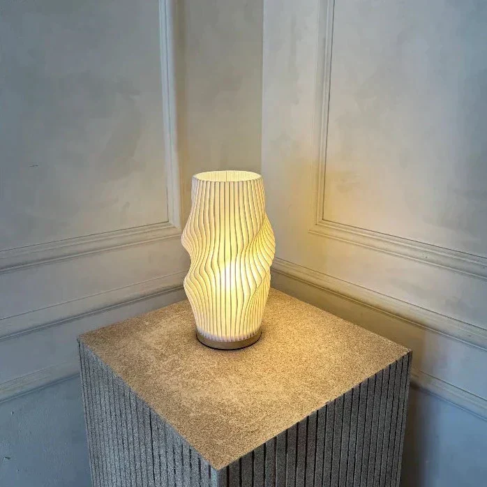 Bølgete Ambient Lampe - Sofia | Luvikno