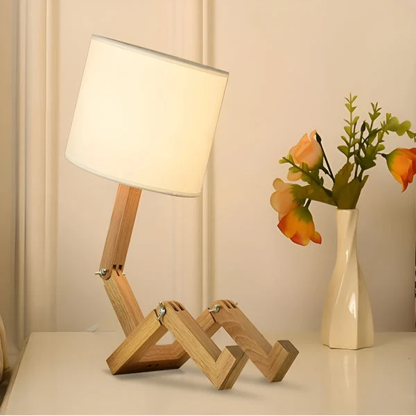 Fleksibel Robot Skrivebord Lampe Laget av Massivt Tre – LumoBot | Luvikno