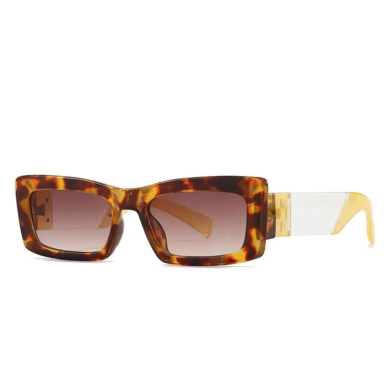 Josie Solbriller | Vintage & Trendy | Luvikno