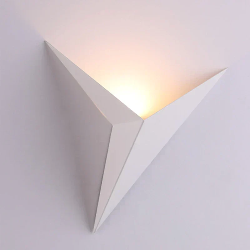 Moderne Triangulære Vegglampe - TrigoLux | Luvikno