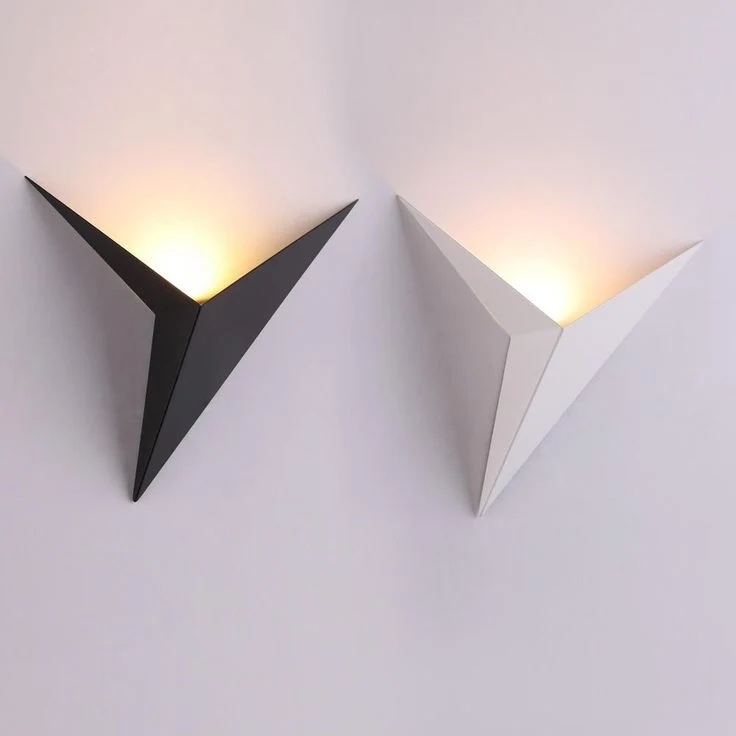 Moderne Triangulære Vegglampe - TrigoLux | Luvikno