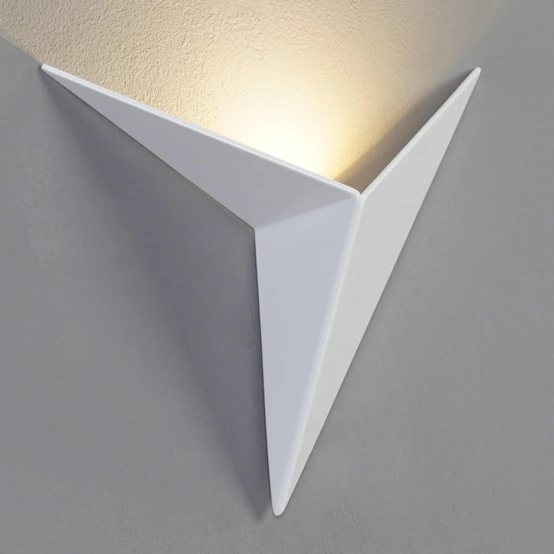 Moderne Triangulære Vegglampe - TrigoLux | Luvikno