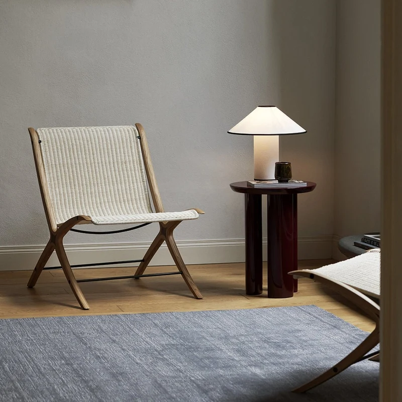 Bordlampe med tekstilskjerm – Lunara | Luvikno