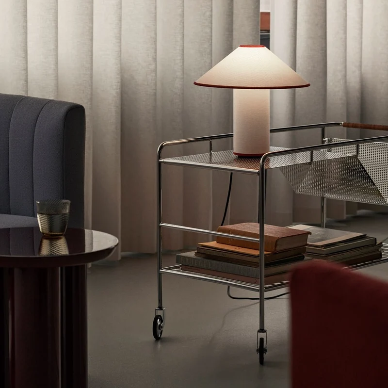 Bordlampe med tekstilskjerm – Lunara | Luvikno