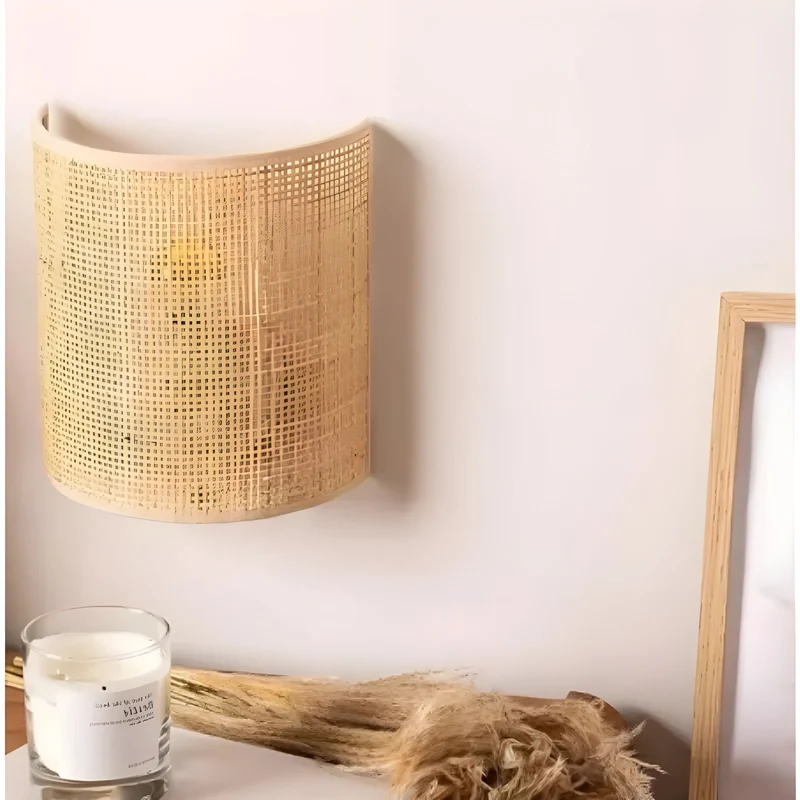 Moderne Rattan Vevd Vegglampe - WeaveGlow | Luvikno