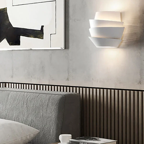 Skandinavisk Vegglampe med Doble Lyspunkt - NordGlow | Luvikno