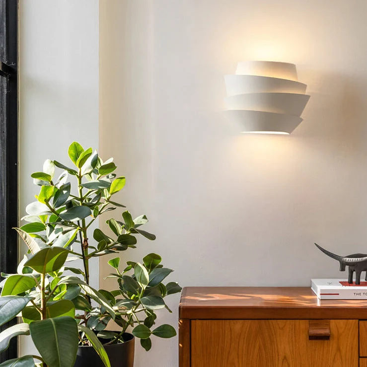 Skandinavisk Vegglampe med Doble Lyspunkt - NordGlow | Luvikno