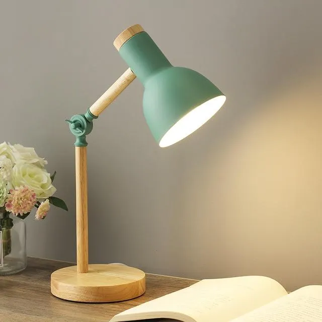 Tremmeskandinavisk bordlampe - LumiNord | Luvikno