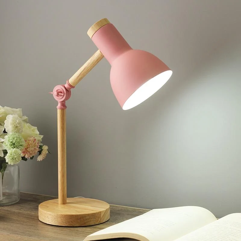 Tremmeskandinavisk bordlampe - LumiNord | Luvikno