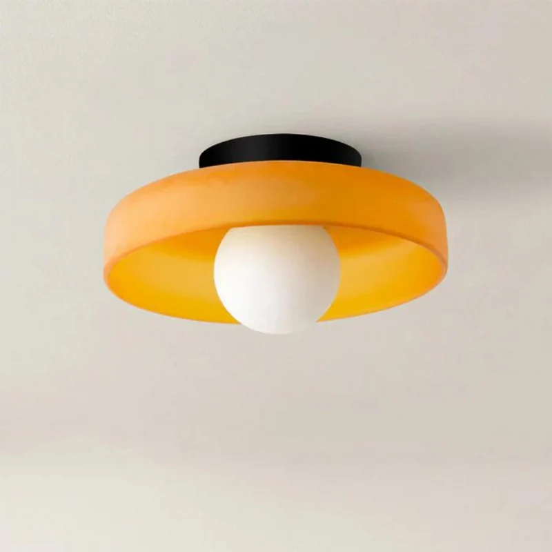 Rund Taklampe med Stilren Funksjonalitet - LumiSphere | Luvikno