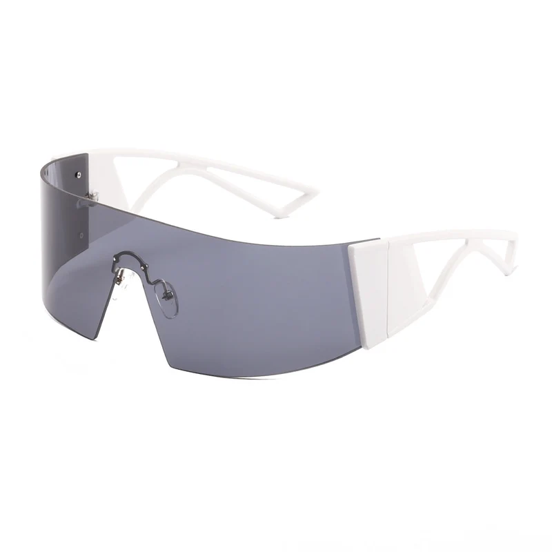 Dame sporty solbriller i futuristisk design Luvikno